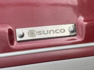 スーツケース